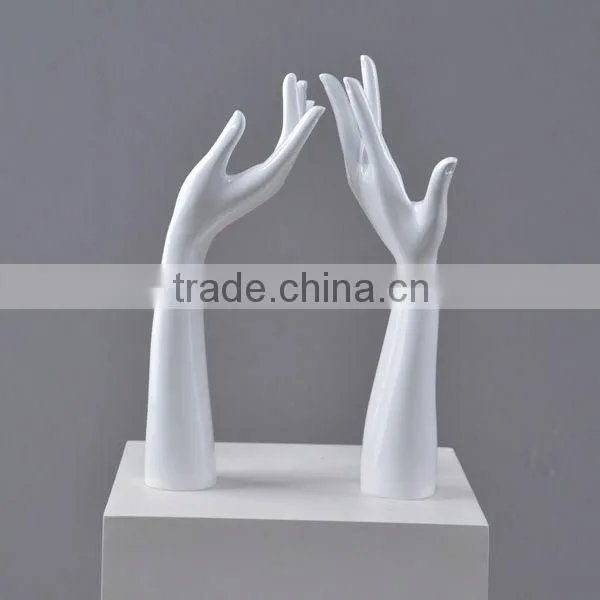 Plastic Mannequin Hands photo-3