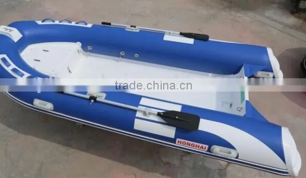 3.9m High Quality Fiberglass White Sea Boat for Leisure With CE Certification Made in China