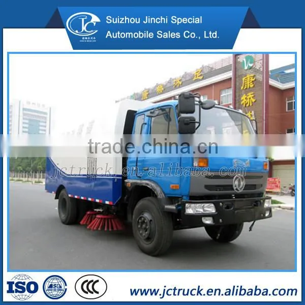Vacuum Road Sweeper Truck With Sweeping Brushes photo-2