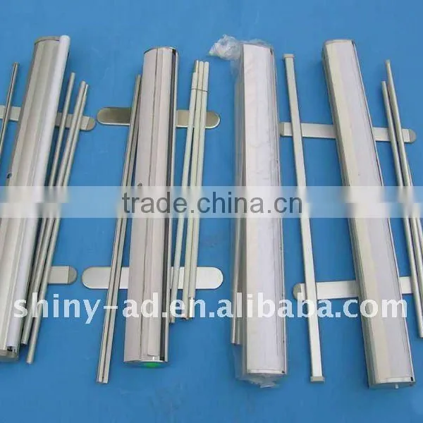 Economic roll up stand