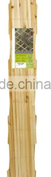 Light Wood Expanding Trellis