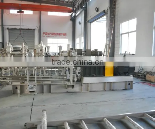 Black pp pe Calcium Carbonate Plastic Filler Masterbatch Granules Twin Screw Extruder photo-2