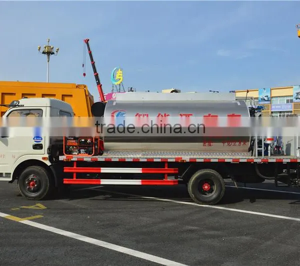 Dongfeng 6000L Bitumen Sprayer Truck photo-3
