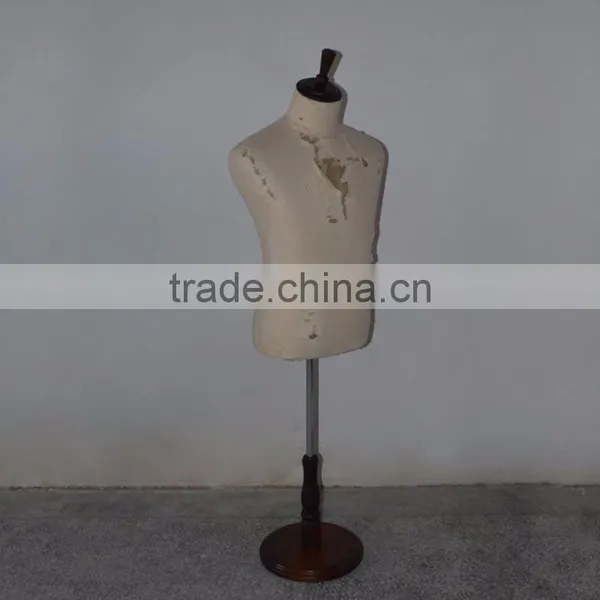 Worn Out Fabric Upper Body Retro Man Tailor Mannequin Display photo-4