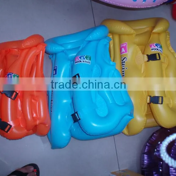Hote Sale PVC Inflatable Swimming Vest photo-4