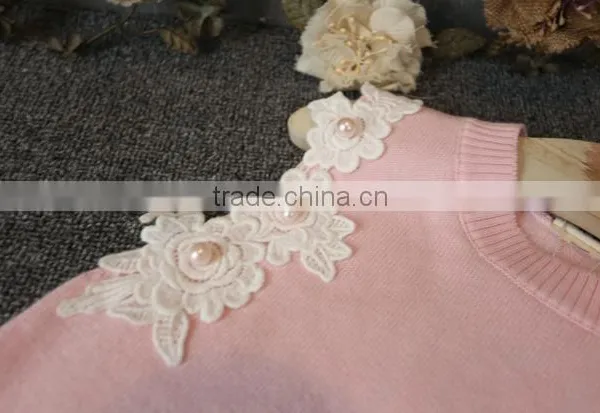 2016 Fashion Low Price Flower Low MOQ European Style Baby Hand Made Sweaters photo-3