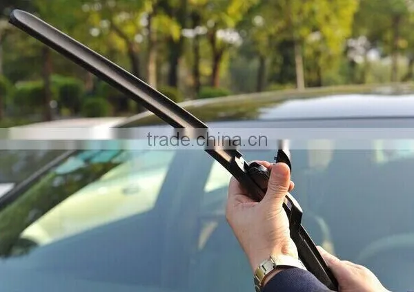 WB1004 Bosch Type Conventional Car Windscreen Wiper Blade photo-3