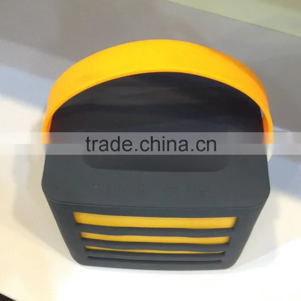 2016Newest Fashion Professional 4.0 Bluetooth Mini Speaker photo-2