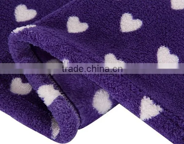 Heart Pattern 100% Polyester Coral Fleece Blanket photo-2