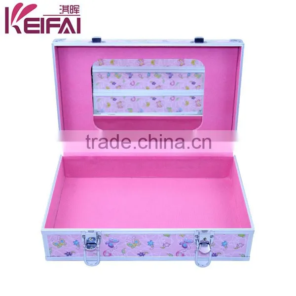 Personalized Lockable Hardshell Pink Makeup Boxes With Compartments photo-5