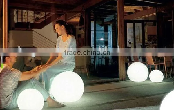 Waterproof IP65 RGB Colors Rechargeable Floating Led Eggs Light Ball photo-4