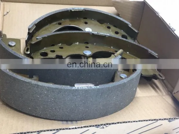 Wholesale Price Auto Parts Car Brake Pad Shoe Set Assembly 04495-26240 For HIACE photo-4
