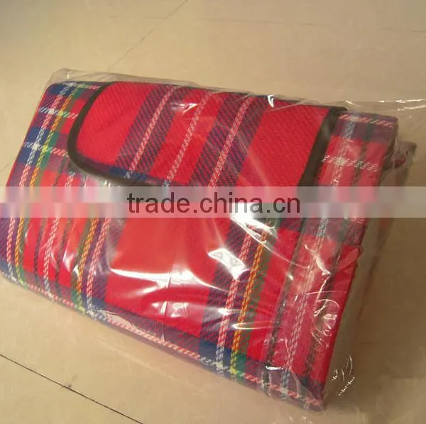 Top Quality Portable Fleece Picnic Mat for Camping Baby Crawl and Children Playing Eco Friendly Wholesale OEM photo-3