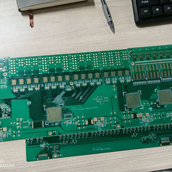PCB Circuit Board Manufacturer Produces Customized Boards With a Thickness of 1.0mm, Copper Thickness of 1.0oz, Green Oil photo-2