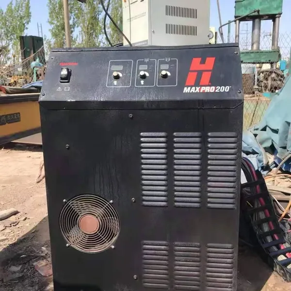 Б/у портальный плазмо-газовый резак с плазменным источником питания Hypertherm MaxPro200