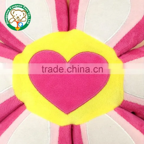 OEM Factory Arrival New Flower Shaped Cushion Pillow photo-2