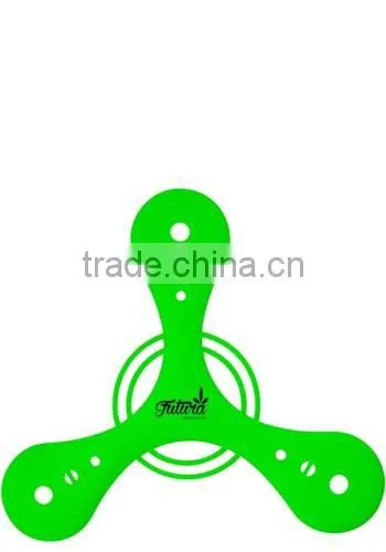 Plastic Tripod-shaped Boomerang