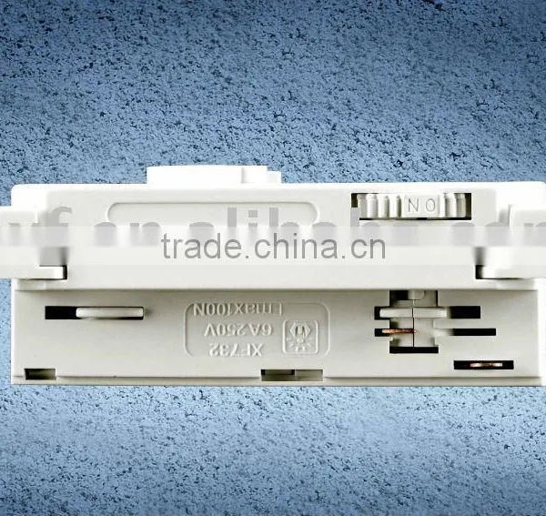 2-circuit Track Light Adapter