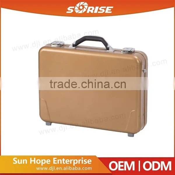 Factory Branded Aluminum Laptop Case photo-2