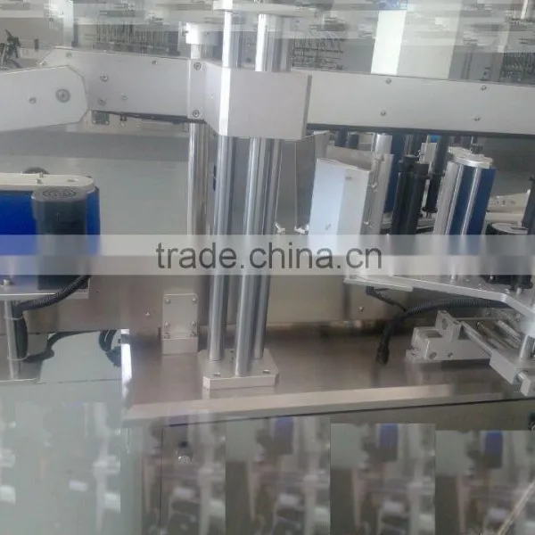 Automatic Self-adhesive Square Bottle Labeling Machine With PLC Programmable Control photo-3