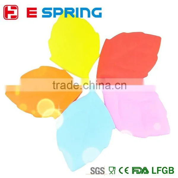 Leaf Cup Carry-on Silicone Bottle Cup