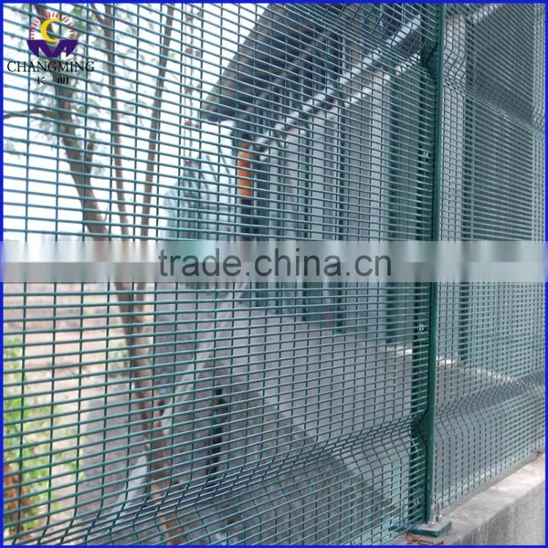 Factory Price Pvc Coated 358 High Security Fence for Boundary Wall photo-3