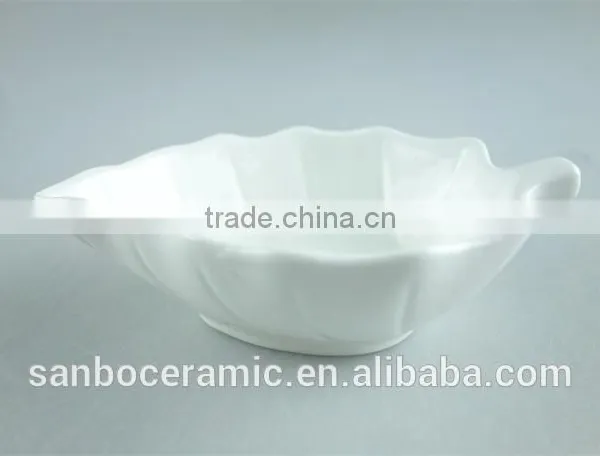 Beautiful Small White Porcelain Leaf-shaped Plate photo-5
