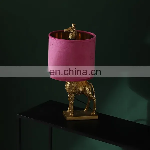 America Customised Giraffe Animal Resin Base Small Gold Desk Lights for Home Hotel Decoration photo-3