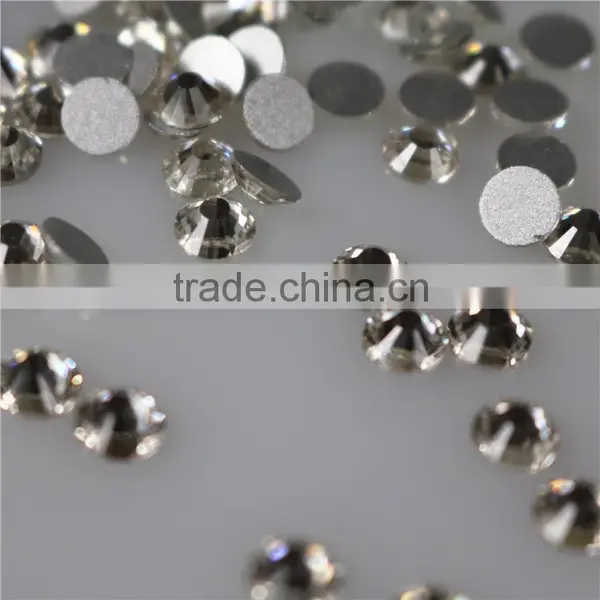 Top Quality Wholesale Transparent White Silver Flat Back Hot Fix Crystals Rhinestone for t Shirts photo-3