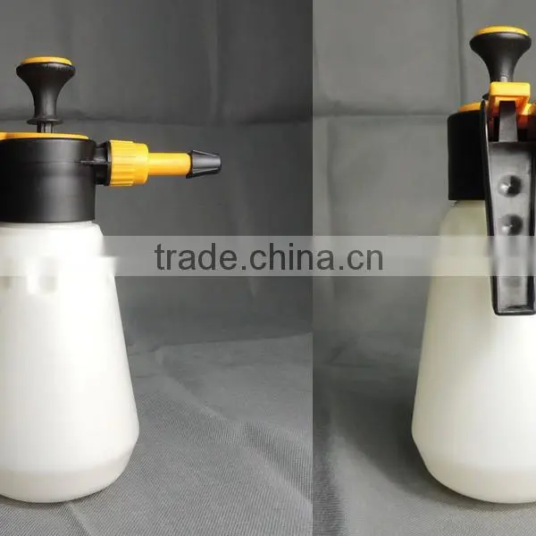 (802) New Arrival 1.5 Liter Rotary Nozzle From Mist to Jet Plastic Material Pest Control and Watering PP and PE Garden Sprayer photo-2