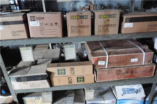 SEM650B 655D SEM652 Wheel Loader Parts With TR1-200 Power Shift Transmission Gearbox on Sale for Machinery Repair Shops photo-4