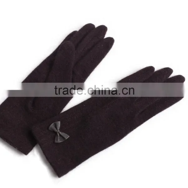 Leather Trim 100% Wool Gloves