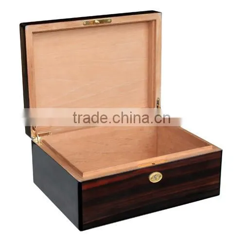 Handmade Ebony Cigar Humidor and Cigar Box photo-3