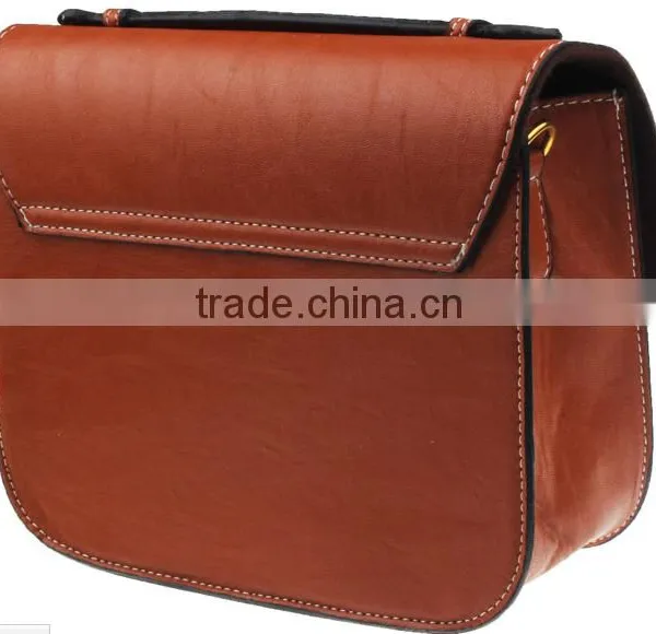 Factory High Quality Classic Stylish Leather Camera Bag in Dongguan photo-4