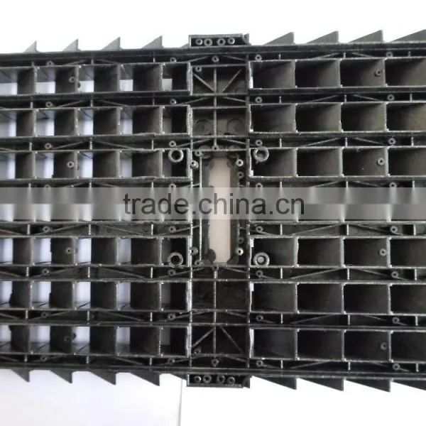 OEM Plastic Injection Mold Shaping Model ABS, PA,PC,PE,PP,Plastic Plate With ISO Certificate Made in China photo-3