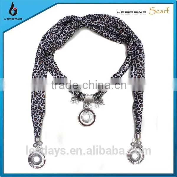 Wholesale China Import Scarf Wholesale Jewelry