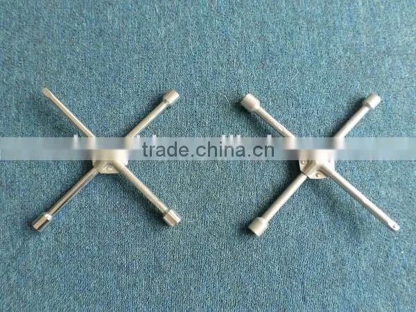 Cross Wrench With Center photo-3