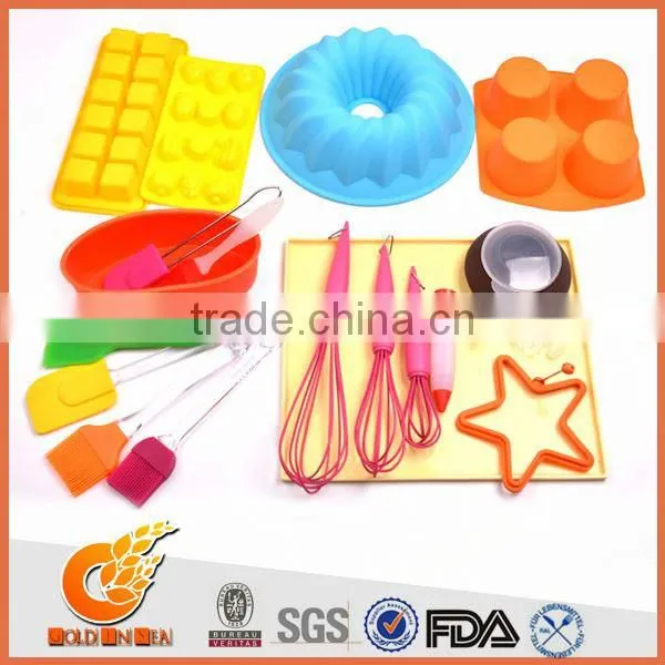 Simple and Easy for Using Silicone Microwave Safe Cake Baking Pan(SC10898)