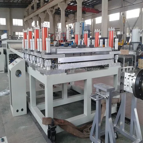 WPC Foam Board Extrusion Line for Furniture Board photo-3