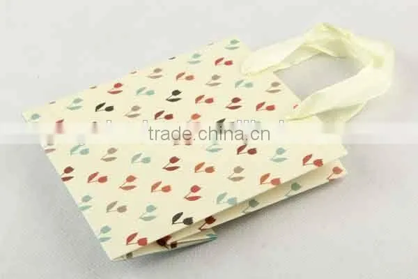 Shopping Paper Bag With Heart Pattern/Printed Foldable Gift Bag photo-6