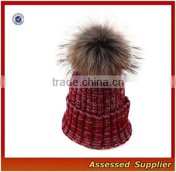 OEM High Quality Winter Knit Hat With Ball on Top Women and Man Fahion Beanie Knitted Hat With Pompoms for Wholesale photo-4