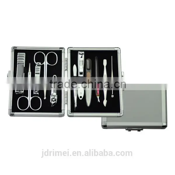 Luxury Design Gift Manicure and Pedicure Set photo-5