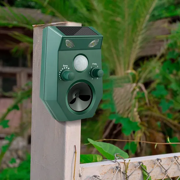 Aosion ODM/OEM Outdoor Garden Pond Yard Solar Ultrasonic + Flashing Cat Dog Fox Bird Possum Animal Repeller photo-3
