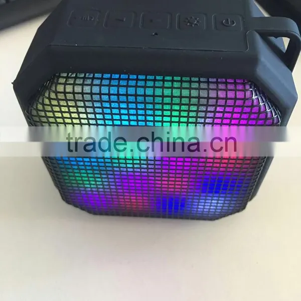 2016 New Design Led Flashing Light Speaker With Wireless Bluetooth Audio Receiver 10000mah Power Bank photo-3