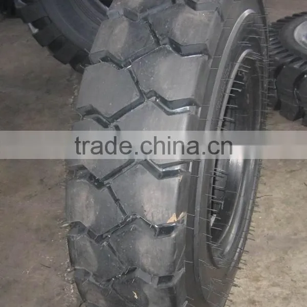 Cheap Price Forklift Tyre Factory Size 7.00-9 photo-2