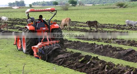 TRACTOR M-7040 photo-2