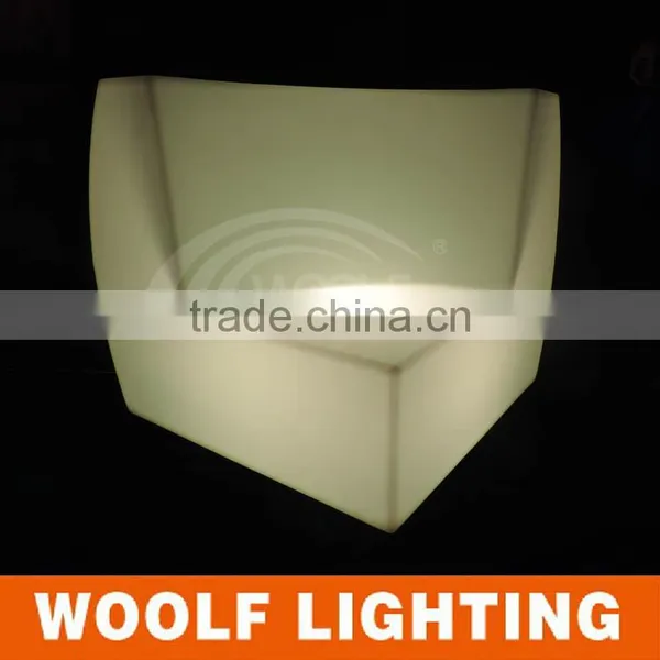 Waterproof LED Illuminated Outdoor Garden Sofa Set photo-3