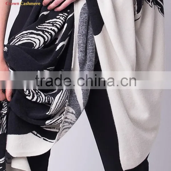 Italian Women Shawls Wool Knit Scarf Shawls photo-4