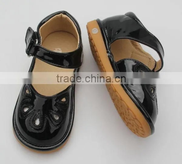Fashion Colorful Wholesale Squeaky Children Shoes 2016 photo-2