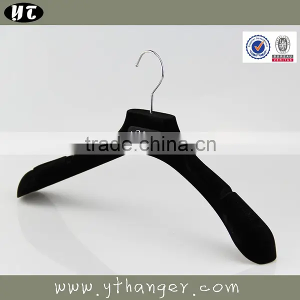 HA6983 Hot New Design Flocked Hanger Velvet Plastic Coat Hanger Supplier's Choice photo-5